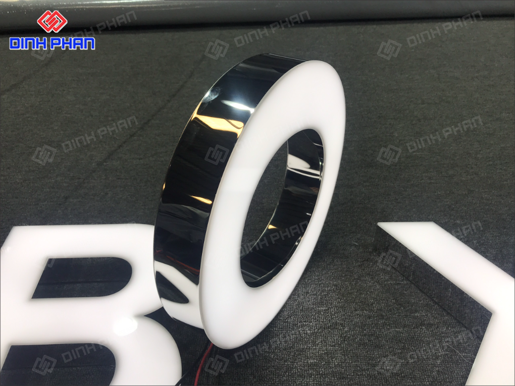 Chữ inox mặt mica