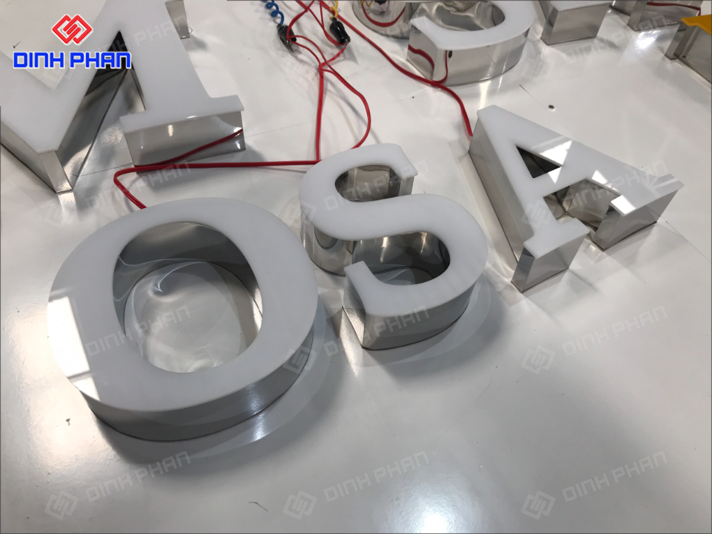 Chữ inox mặt mica