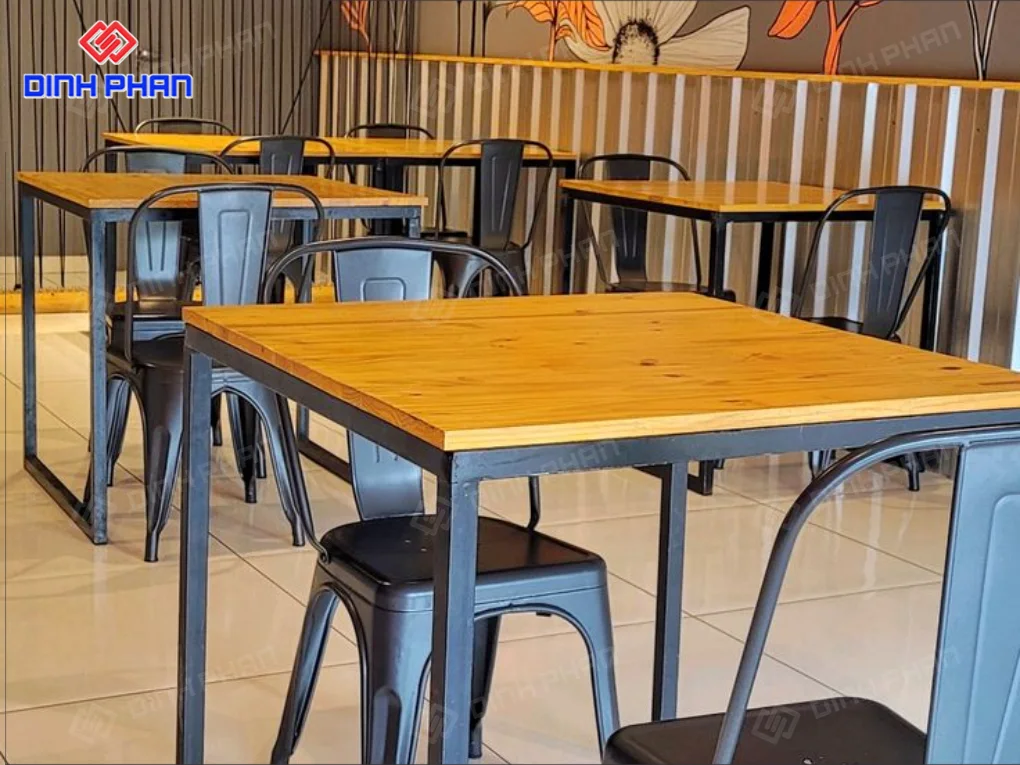 Đóng bàn ghế BMT theo yêu cầu, giá hợp lý